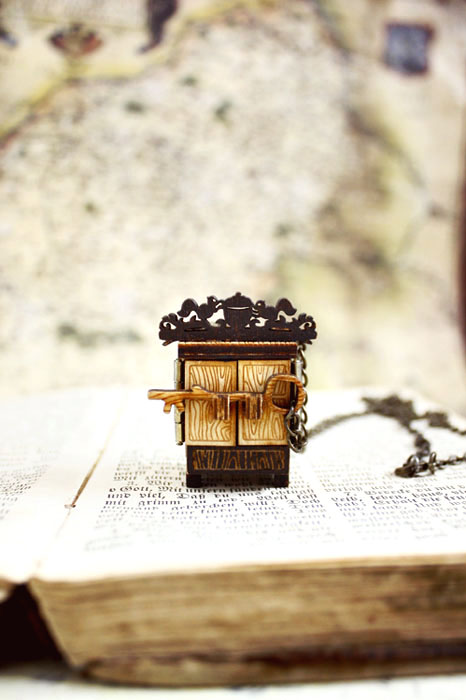 Miniature Woodlands Secret Locket Necklace - Really Functional